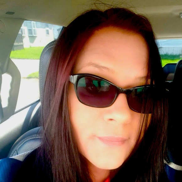 Meet your Posher, Natalie - Picture 1 of 1